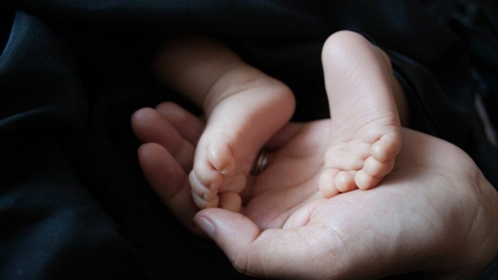 Blutvergiftung! „Unser Baby starb, weil Ärzte die Symptome nicht erkannten!“