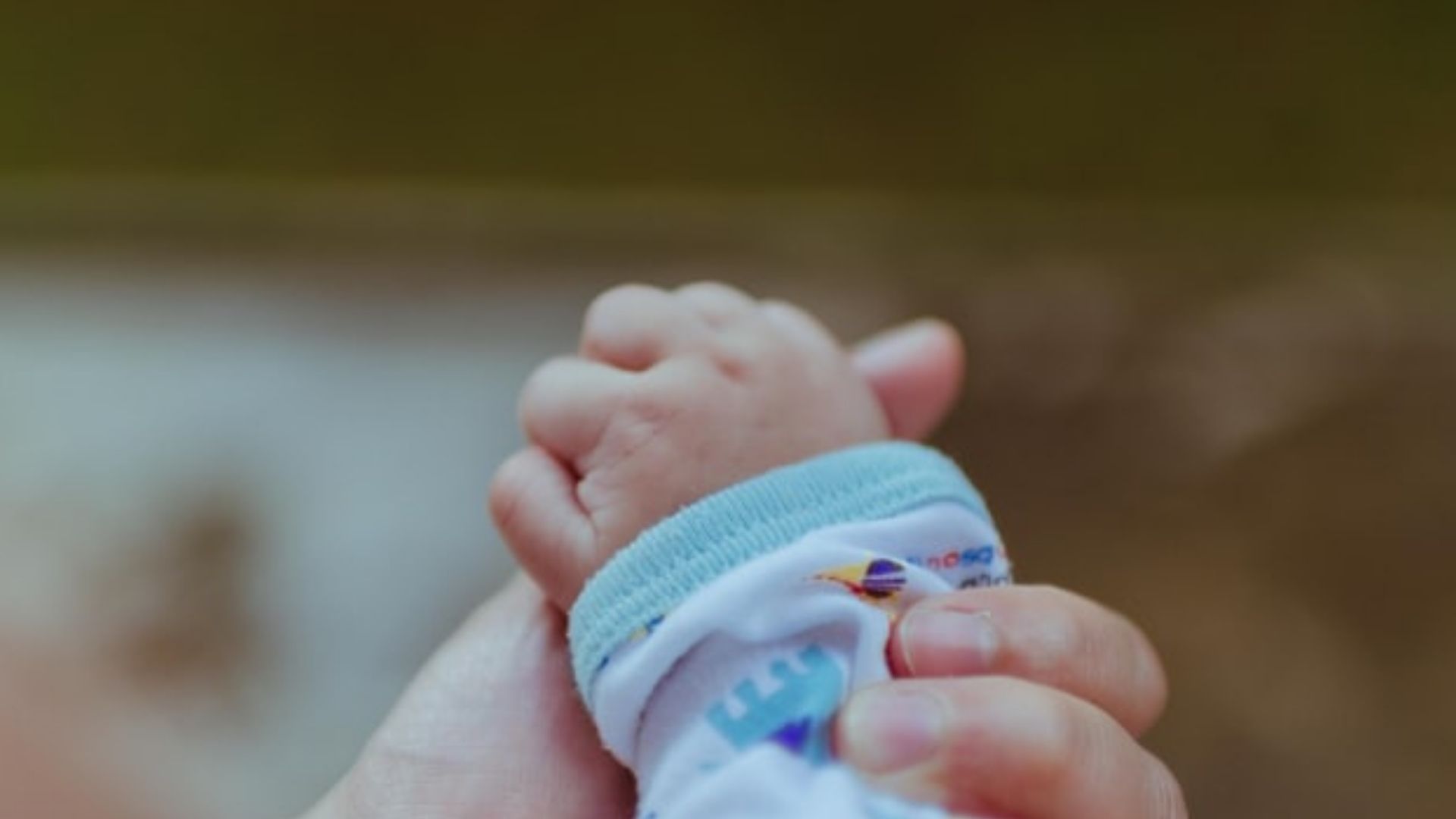 Jugendamt Trennt Mama Und Baby Noch Im Krankenhaus Rechtswidrig