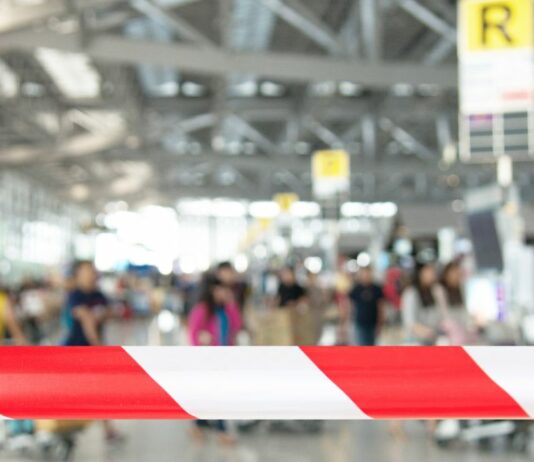 Nach dem Verschwinden am Flughafen Kabul ist das Baby wieder bei seiner Familie.