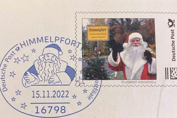 Wenn dein Kind seinen Wunschzettel abschickt, kriegt es einen Brief vom Weihnachtsmann.