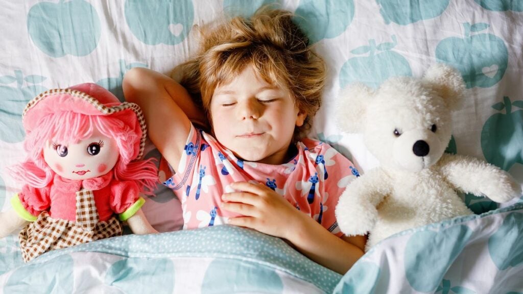Eure Erfahrungen: „Wann schlafen Kinder endlich länger?”