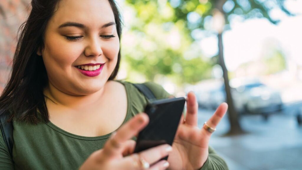 Unkomplizierte Online-Freundschaften? Hier findest du gleichgesinnte Mamas ❤️