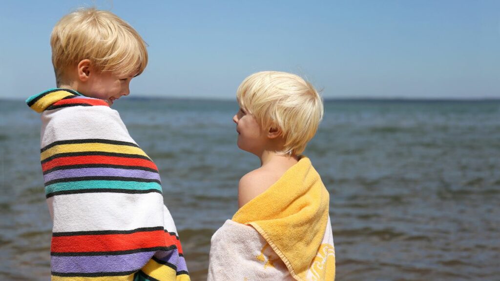„Würdet ihr eure Kinder noch nackt am Strand baden lassen?”