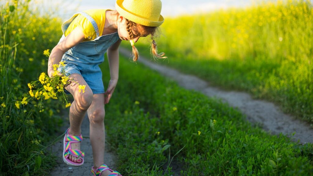 Mückenstiche: Bei diesen Symptomen sollten Eltern zum Kinderarzt