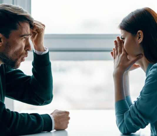 Wenn von der Liebe nur noch Stress, Wut und Angst bleibt – Wir erklären dir deine Rechte gegenüber einem toxischen Ex-Partner.