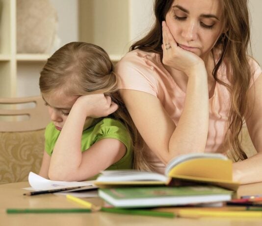 Gemeinsames Lernen ist häufig eine echte Herausforderung für Eltern und Kinder.